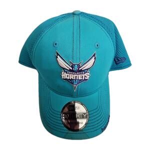 New Era Charlotte Hornets NBA Hat Cyan Embroidered Logo 39Thirty SIZE L/XL